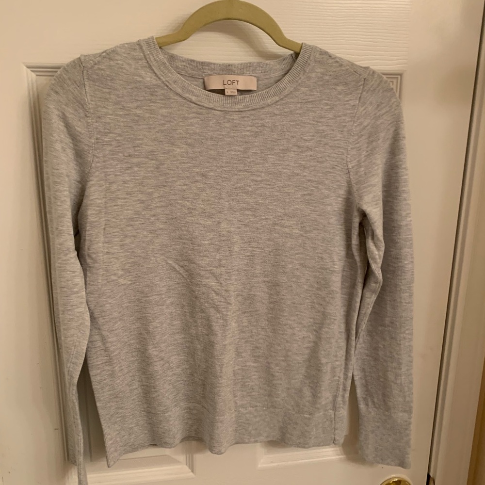 Grey loft sweater size s